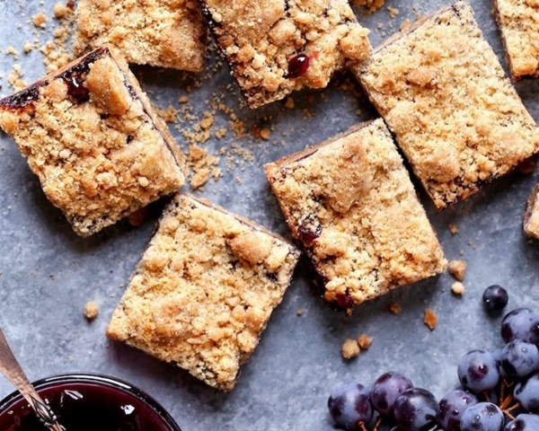 Concord grape jam