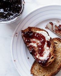 Concord grape jelly