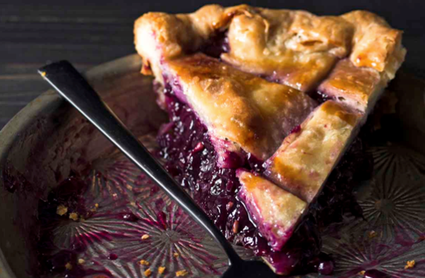 Concord grape pie