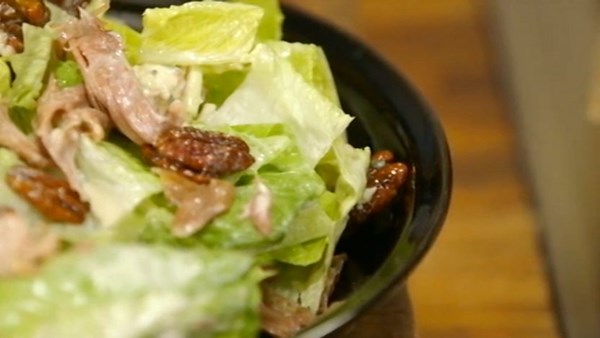 Confit duck salad with blue cheese dressing
