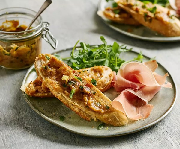 Confit garlic spread