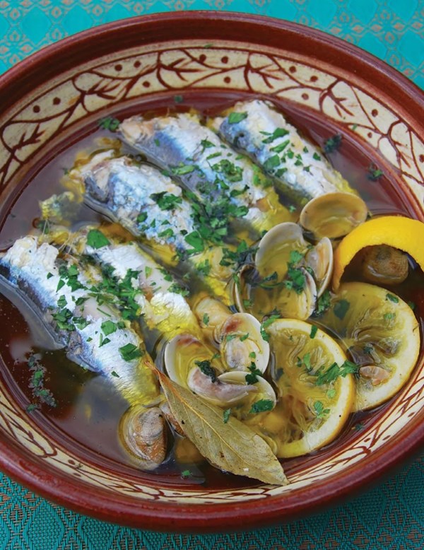 Confit of sardines (Moraga de sardinas)
