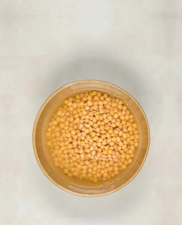 Cooked chickpeas for hummus [Ariel Rosenthal]