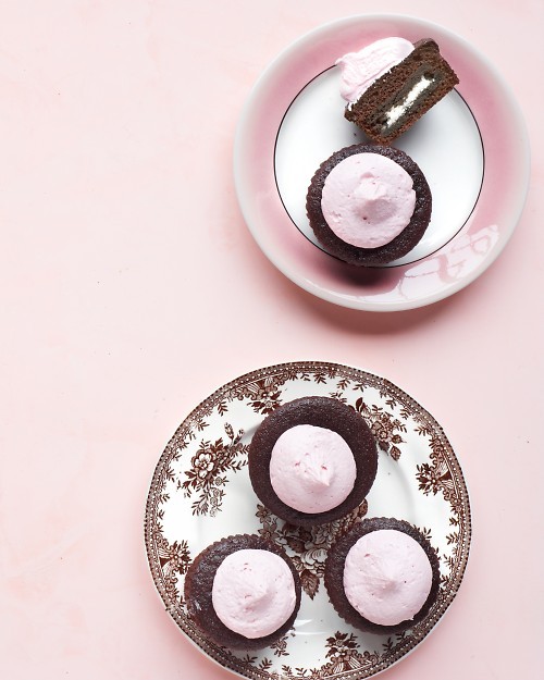Cookie cupcakes with raspberry fluff frosting