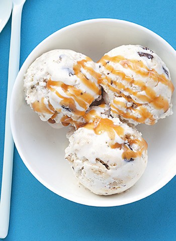 Cookie dough frozen yoghurt
