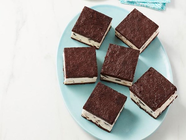 Cookie lover’s ice cream sandwiches 