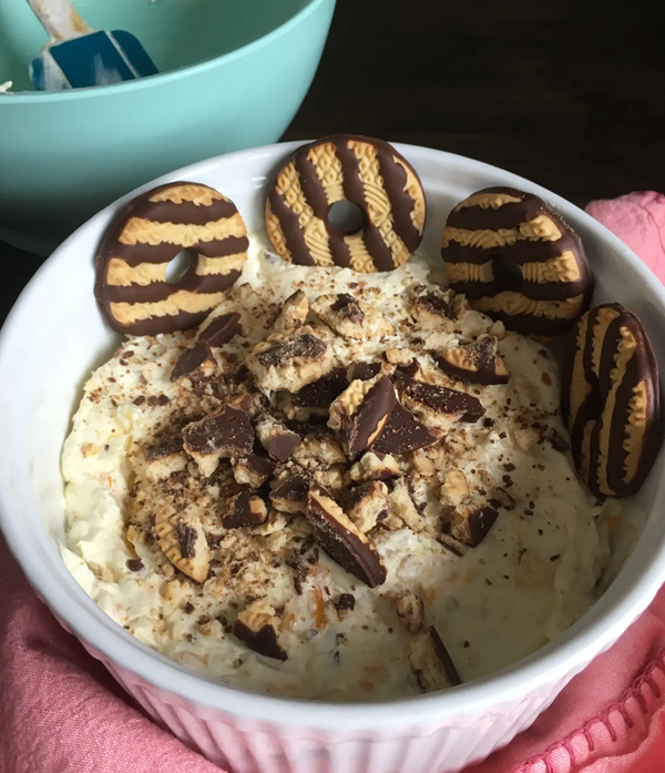 Cookie salad