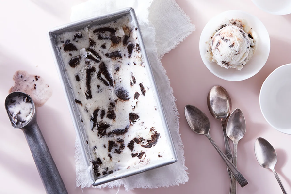 Cookies & cream frozen yogurt