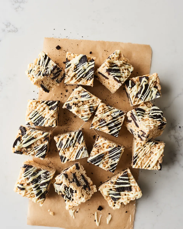 Cookies & cream Rice Krispies treats