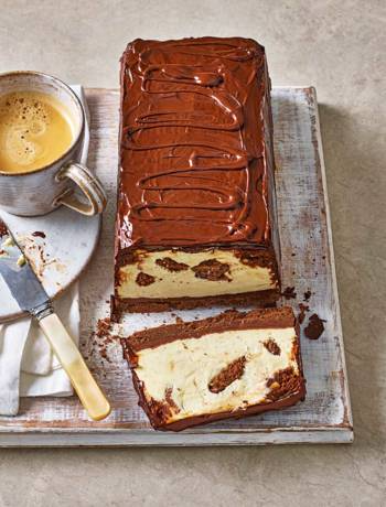 Cookies and cream cheesecake loaf