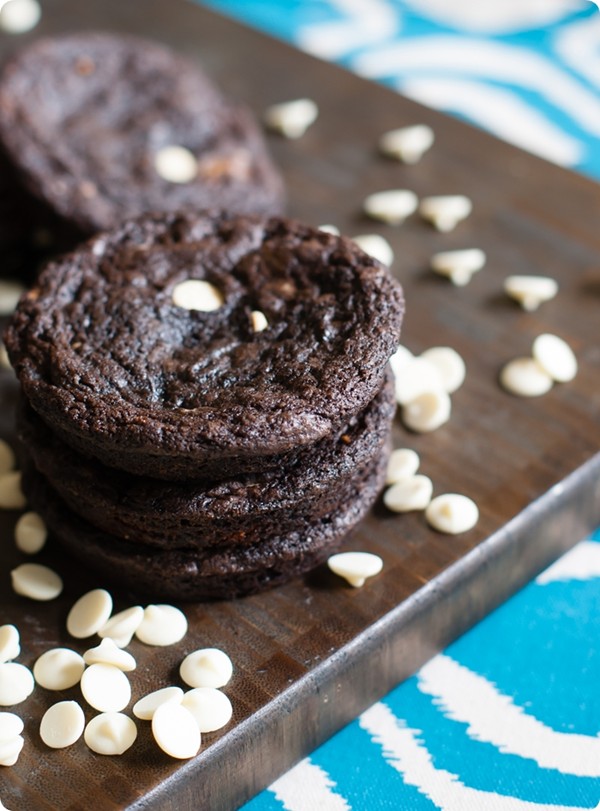 Cookies and cream cookies