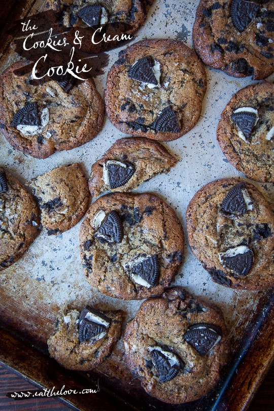 Cookies and cream cookies