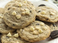 Cookies and cream cookies