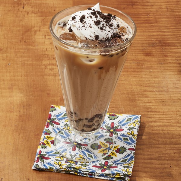 Cookies and cream iced latte