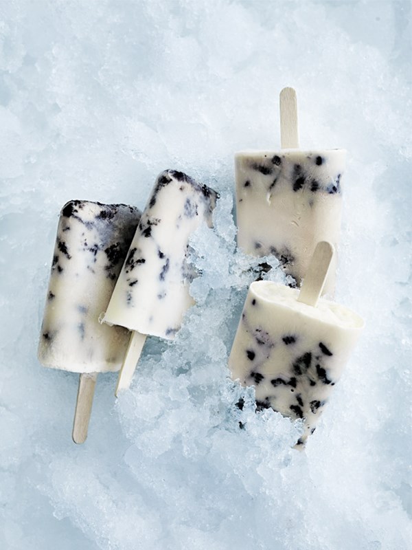 Cookies and cream popsicles