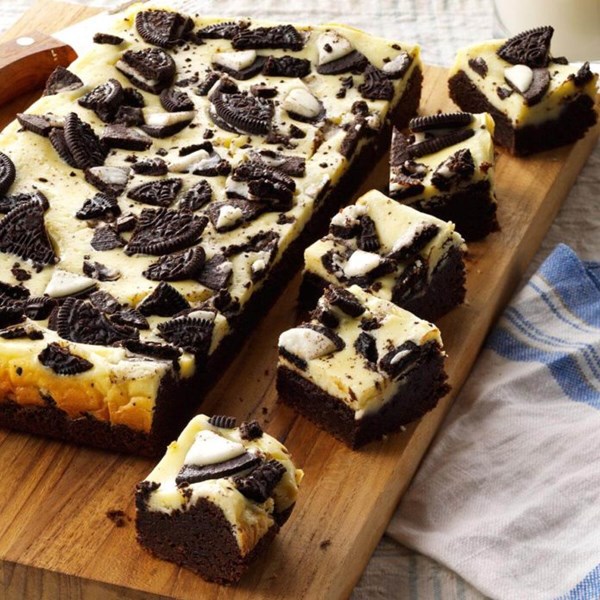 Cookies ‘n’ cream brownies 