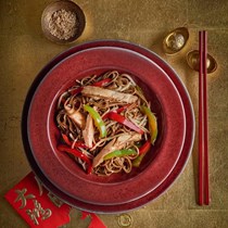 Cool buckwheat noodles with chicken and mixed vegetables