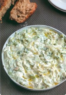 Cooling cucumber and fennel with yoghurt