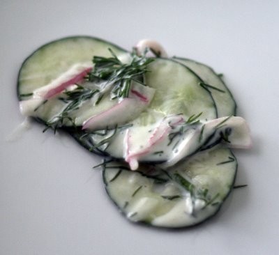 Cooling dill-cucumber salad
