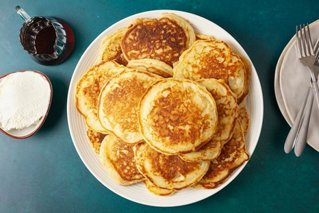 Copycat Cracker Barrel pancakes