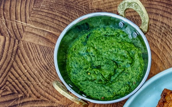Coriander & mint sauce