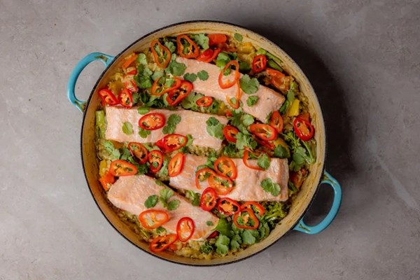 Coriander and chilli pesto salmon tray bake risotto 