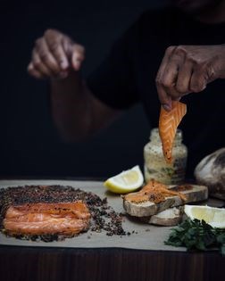Coriander gravlax
