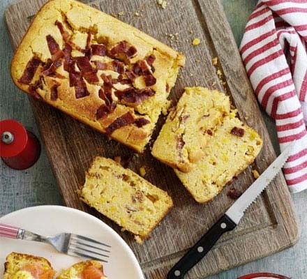 Corn and bacon bread