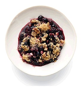 Corn and blueberry crisp