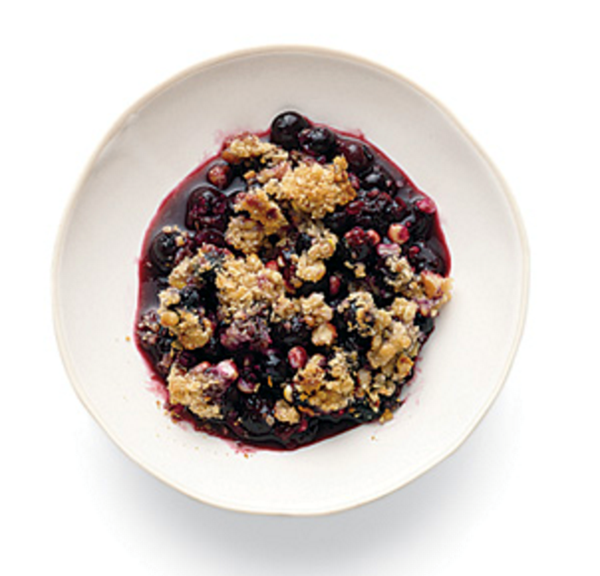Corn and blueberry crisp