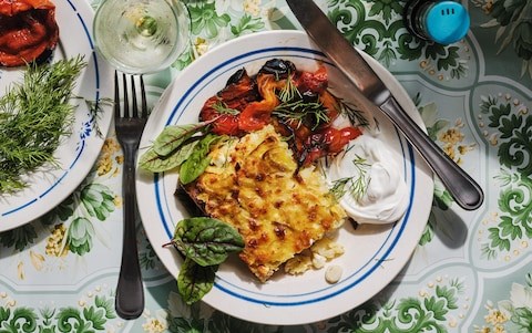 Corn bread with leeks and feta