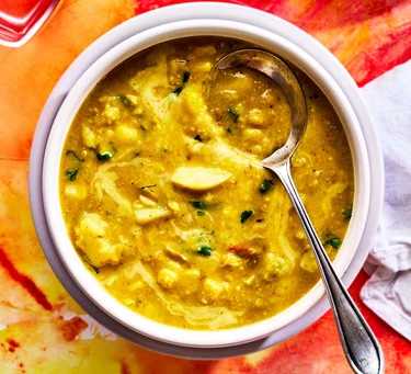 Corn, lentil & coconut chowder