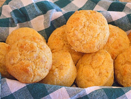Corn muffins