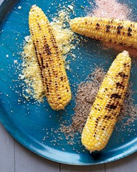Corn on the cob with seasoned salts