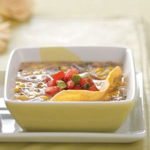 Corn soup with pico de gallo