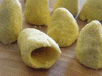 Corn thimbles (Wowotou'er / 窩窩頭兒)
