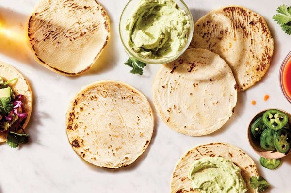 Corn tortillas (Tortillas de maíz)