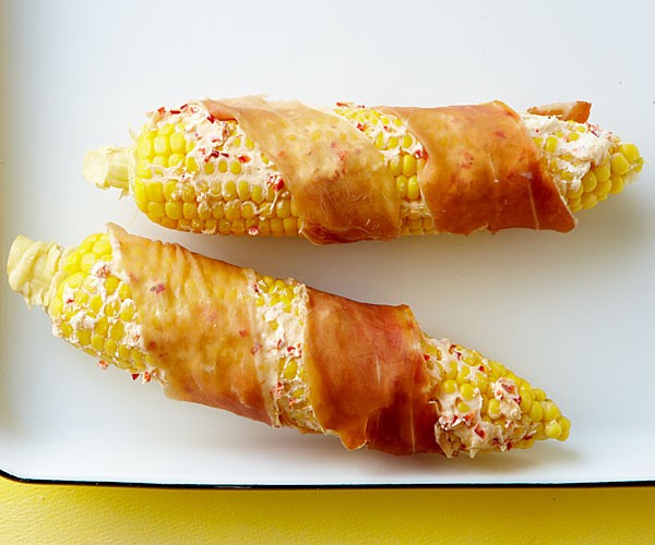 Corn with chile, goat cheese, and ham