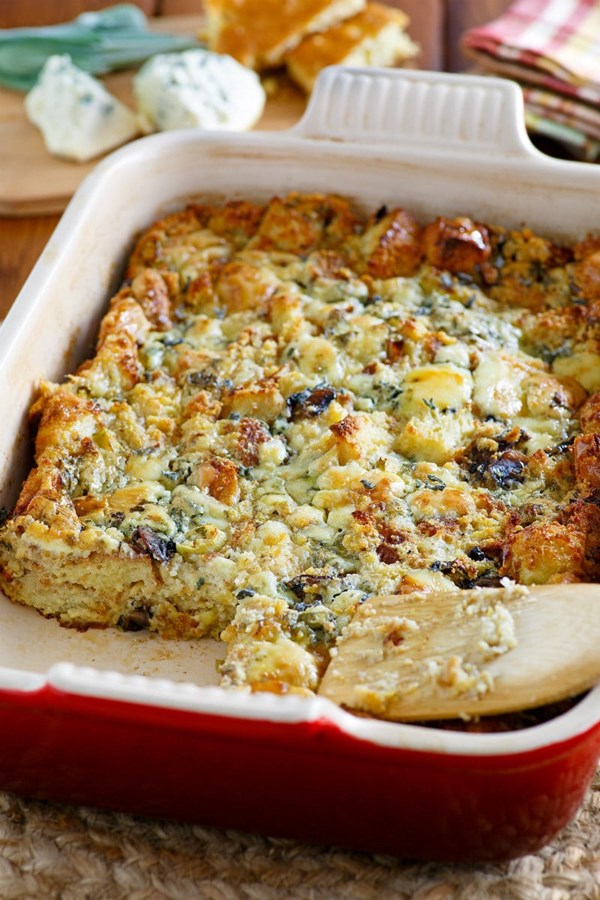 Cornbread and Gorgonzola dressing
