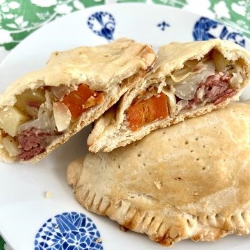 Corned beef & cabbage pasties