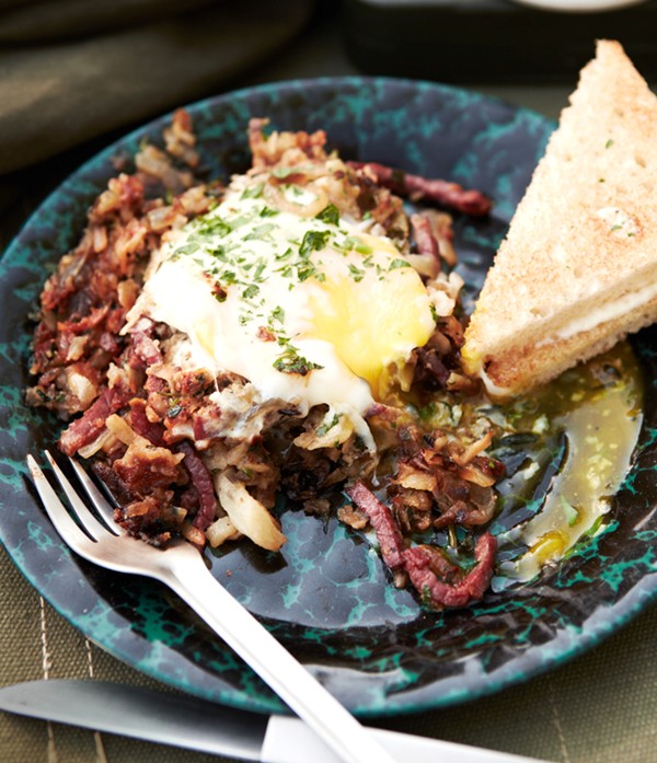 Corned beef hash with eggs