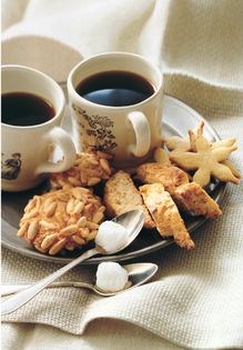 Cornmeal-almond biscotti