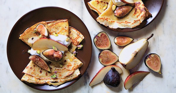 Cornmeal crepes with figs and pears