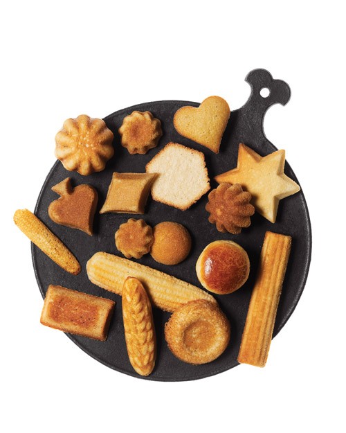 Cornmeal-honey madeleines