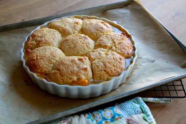 Cornmeal peach cobbler