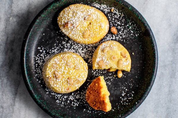 Cornmeal pine nut cookies