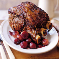 Cote de boeuf with braised shallots and red wine sauce