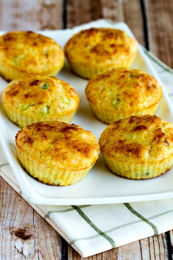 Cottage cheese breakfast muffins with ham and cheddar