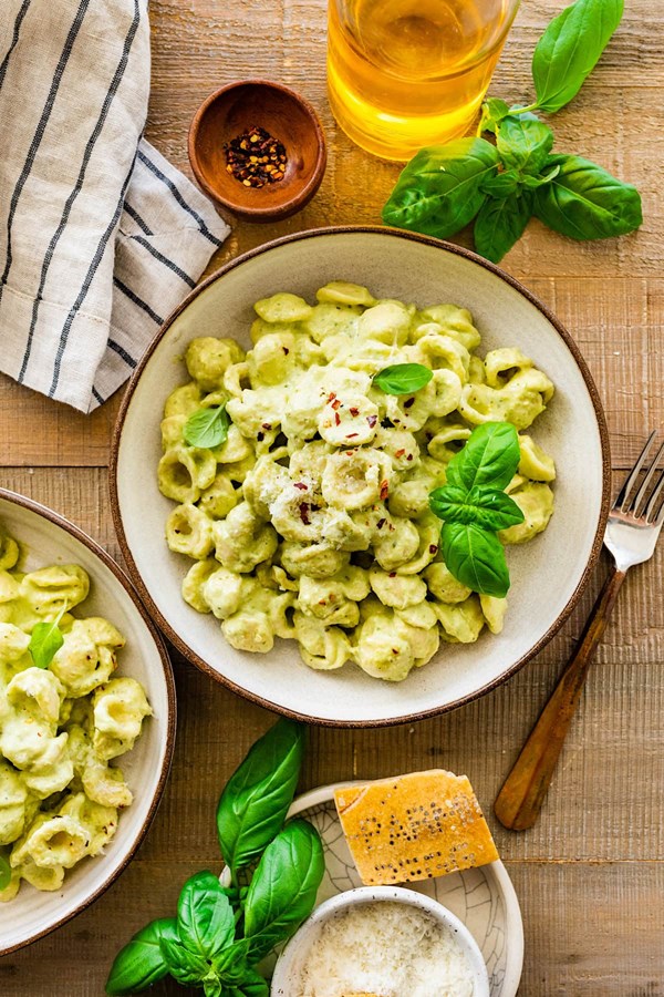 Cottage cheese creamy pesto pasta