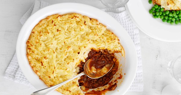 Cottage pie with horseradish mash